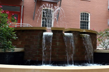 fountain-1 Douglas Aquatics, is Central Virginia’s premier full-service custom pool, spa and fountain construction firm serving Richmond, Charlottesville, Williamsburg, and the Hampton Roads surrounding areas.